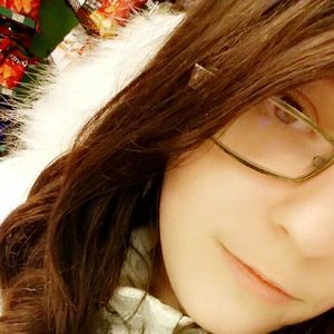 Meet your Posher, Alyssa zwicker